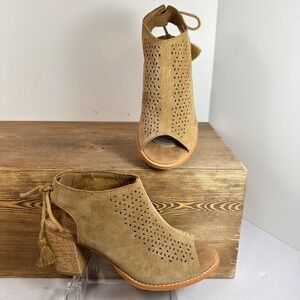 TOMS Elba Peep Toe Tassel Heeled Sandals Womens 6.5 Tan Boho Cork Heel Western